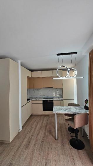 Studio 2 camere lux de inchiriat pe termen lung