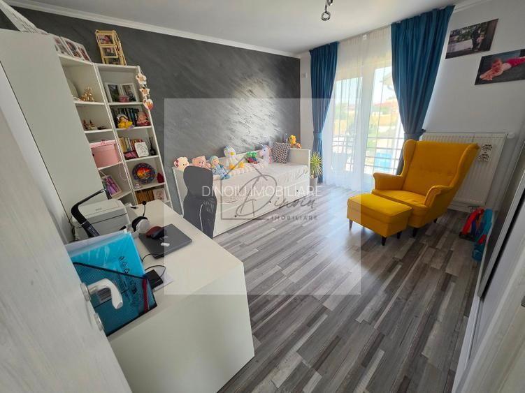Vila de vânzare in centrul Com. Berceni I P+E+POD I COMISION 0% - 8