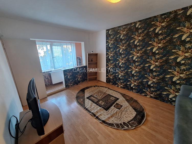 250 euro!!! Ap.cu 1 camera Et 3 cu centrala proprie Girocului