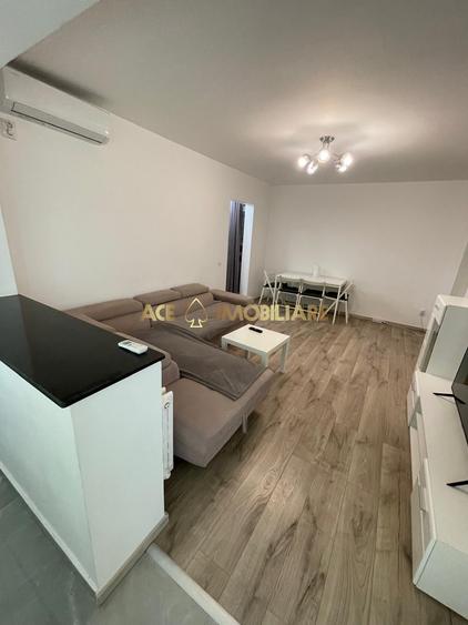 2 Camere de inchiriat | Piata Victoriei | Metrou | Renovat