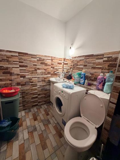 Apartament 3 camere, decomandate, 2 bai, zona Cioplea