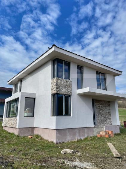 Casa individuală semifinisată, 125 mp utili, 700 mp teren, Corpadea - 3