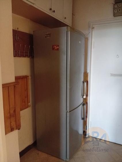 Apartament 1 camera Bloc cu 2 lifturi ,Rogerius, Str. Aluminei