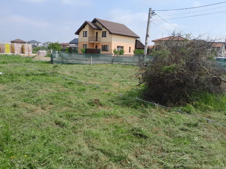 678 mp. str. N.Stoica de Hateg nr.96
