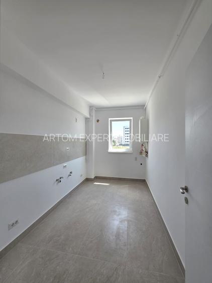 Apartament 2 camere de vanzare Platinum Residence sector 4 - 9