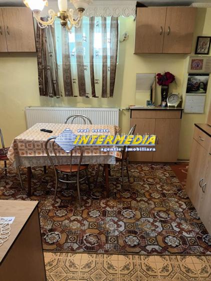 Casa de vanzare cu 4 camere in Cetate S+P+E zona Schit cu teren aferent 800 mp - 9