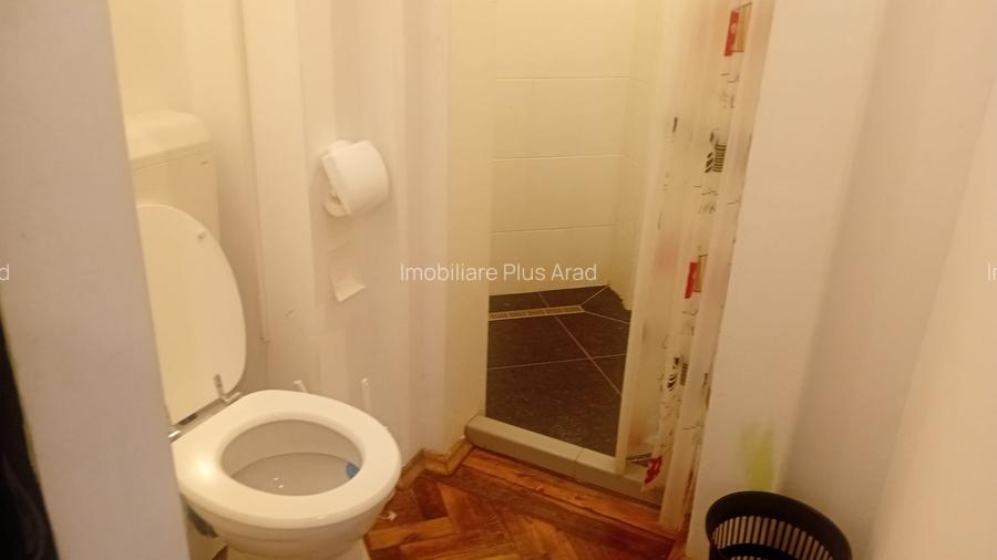 Inchiriez apartament la casa- 1 camere in zona ultracentrala - 5