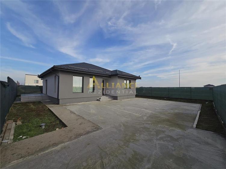 CASA - CARTIERUL NOU, COMUNA BERCENI - 334mp TEREN - 115.000€