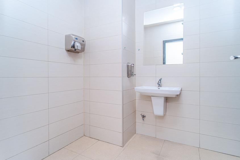 Spatiu Comercial de la 80 mp, Iasi - Ultracentral - Podu Ros, COMISION 0%