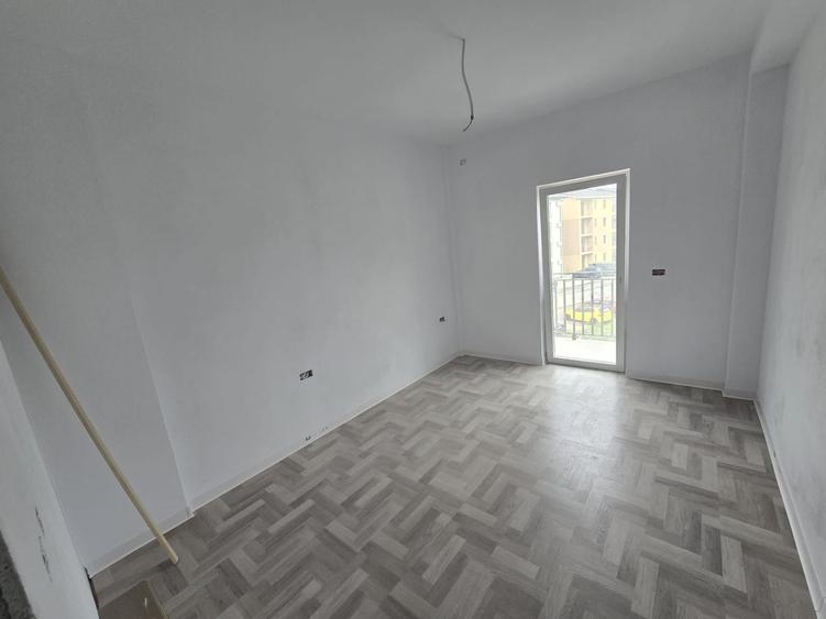 Proiect NOU. Etaj 1. Suprafata generoasa. 2 Bai. Terasa 17mp.