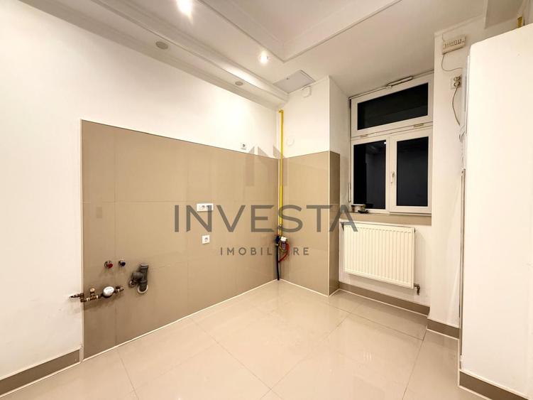 Apartament central cu 2 camere !