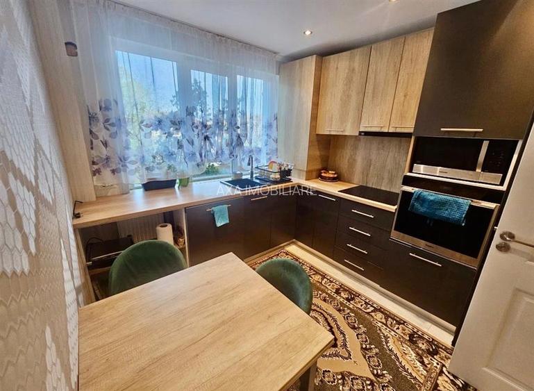 Apartament 3 camere Tatarasi - langa liceul A.I.Cuza - 8