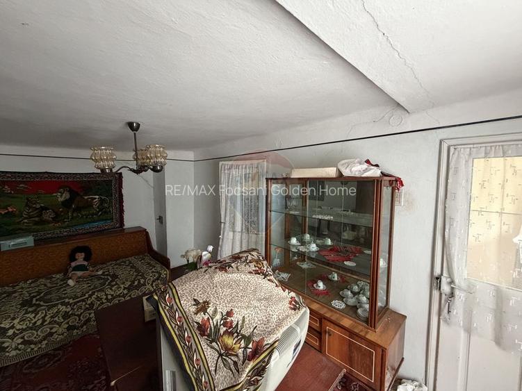 Casă de vânzare | Odobești | Necesită renovare - 8