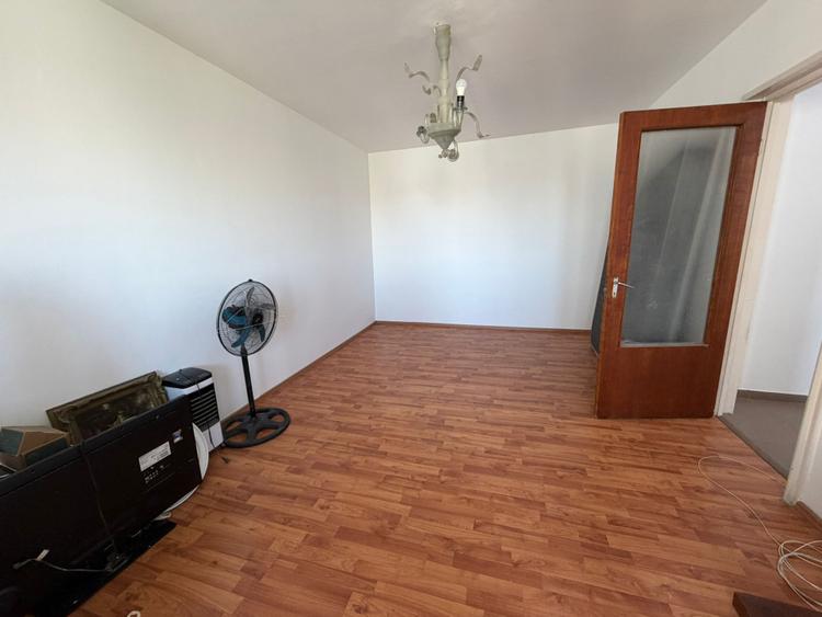 Apartament 2 camere / Ozana/ Metrou 10'/ 1 Decembrie