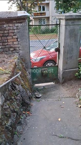 De vanzare casa pe str. Avram Iancu - 2