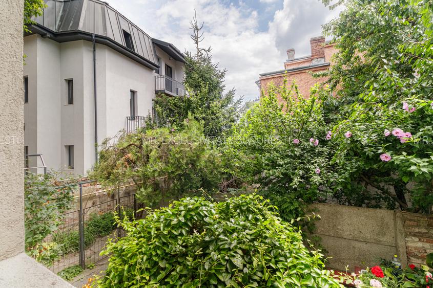 3 camere parter inalt 11 Iunie - 12