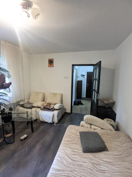 Apartament de vânzare, 3 camere decomandate, Mănăștur, zona Piața Flora