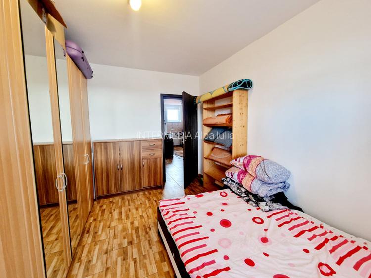 Apartament cu 3 camere mobilat si utilat situat la Vila
