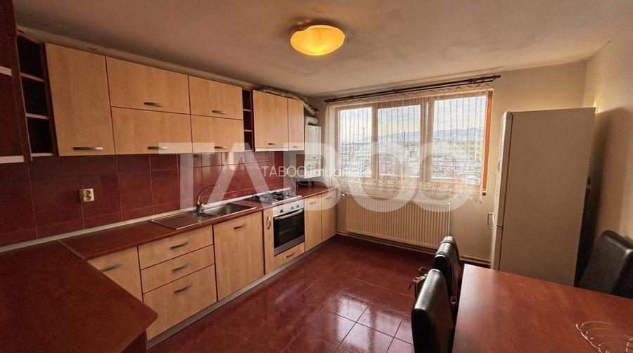 Apartament de vanzare cu 4 camere 103 mpu+ balcon zona Turnisor Sibiu - 3