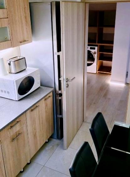 Proprietar inchiriez apartament complet mobilat si utilat, la prima chirie