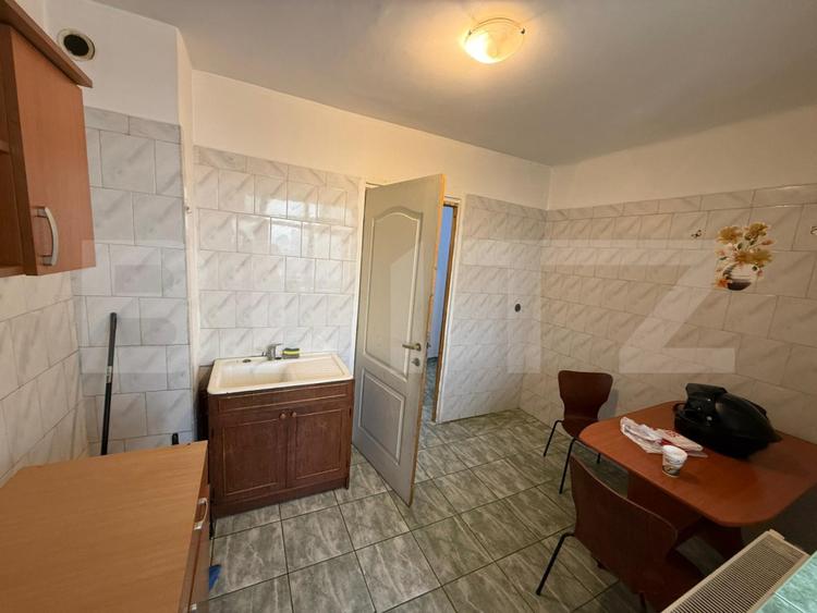 Apartament 2 camere, 46.50 mp, zona Craiovita Noua - Scoala 32