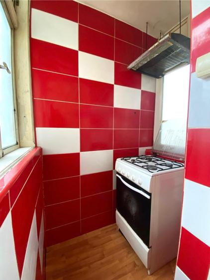 Apartament 2 camere decomantat, 50 mp, Bld Carol, zona Garii