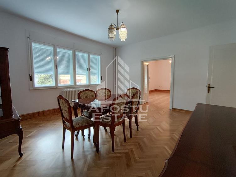 Apartament cu 5 camere 170 mp, zona Ultracentrala