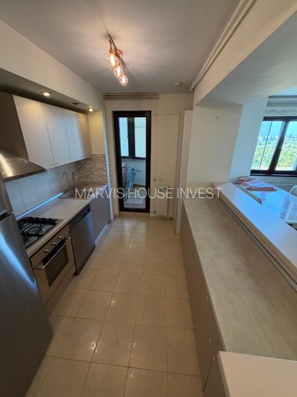Apartament cu 3 camere de Închiriat situat în Complexul Rezidențial Jupiter