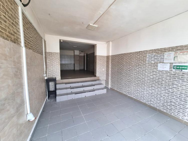 Spațiu comercial 80 mp|3 încăperi|Pretabil pt orice activitate|450 €