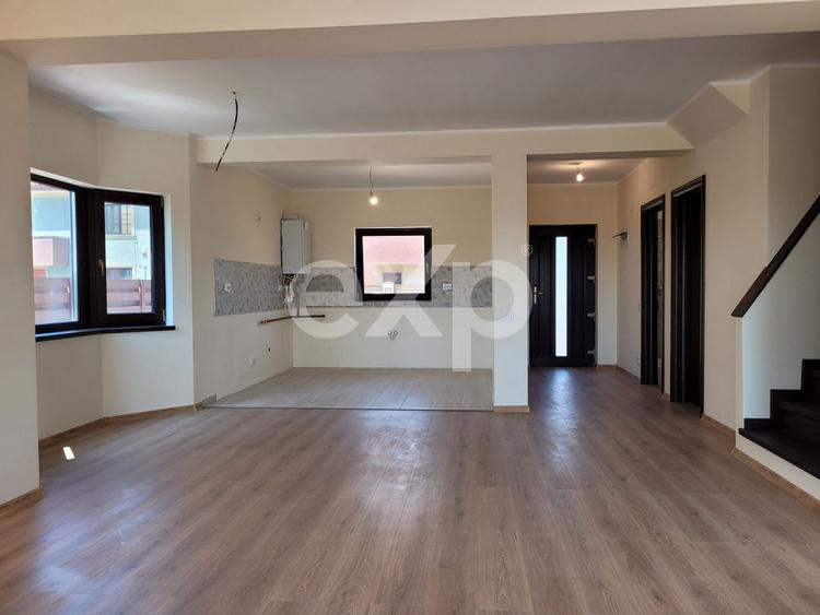 De vanzare duplex premium zona linistita intre paduri in Corbeanca