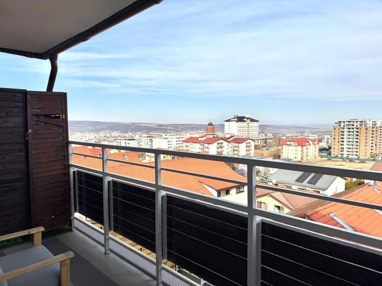 Penthouse pe 2 niveluri l 160 mp utili l terase 75 mp l parcare l B. Z