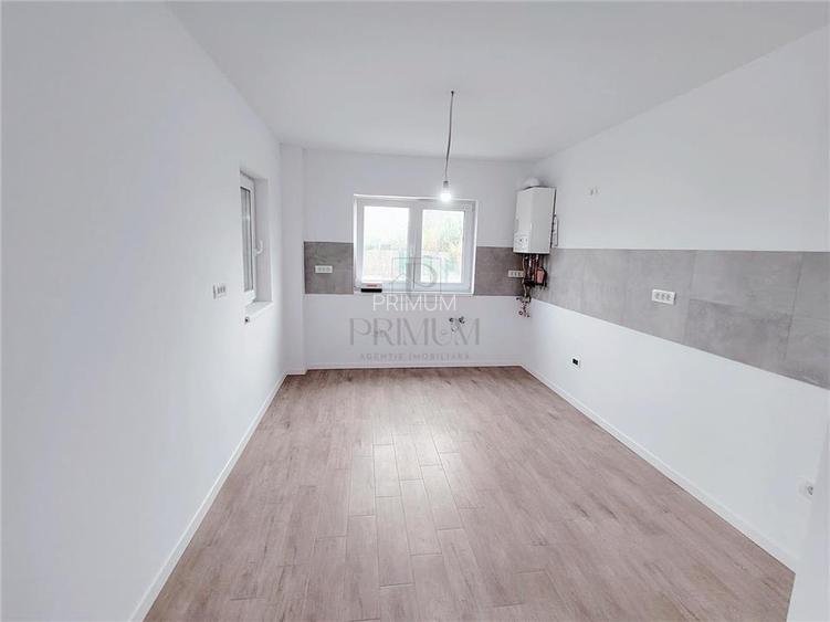 DUPLEX SPATIOS - ASFALT IN LUCRU - CURENT TRIFAZAT