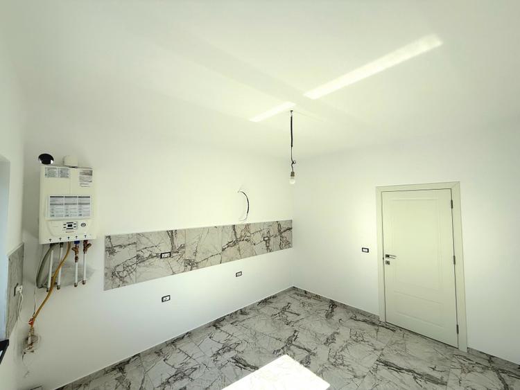 Casă Individuală 4 camere, 550mp teren. Mutare imediată - Rediu.
