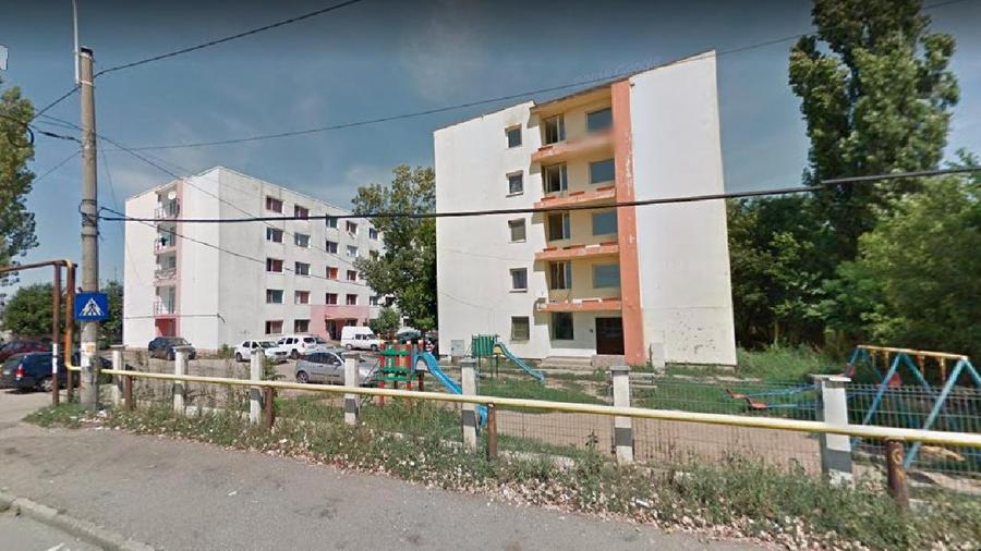 Aparatament 2 camere 42m² ~ Etaj 4, Ploiesti, Teleajen