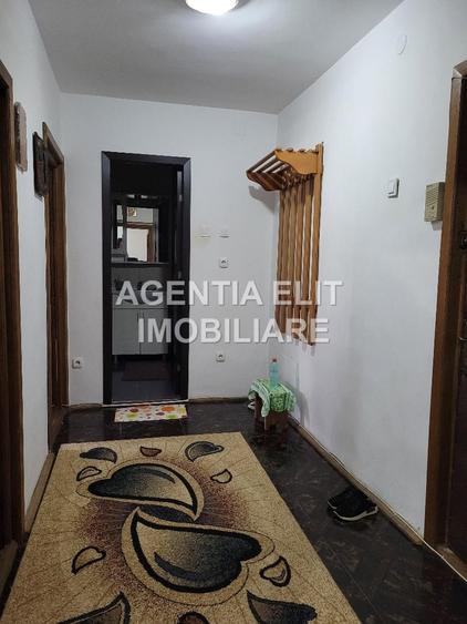 Apartament 2 camere, zona OTP Bank