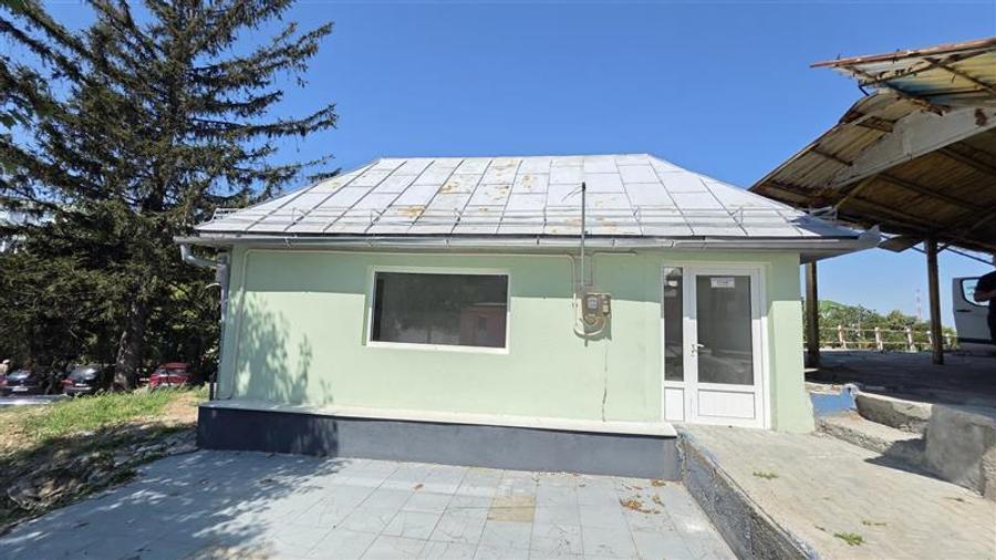 Oravita, Spatiu Comercial, Zona Piata, Usor Negociabil