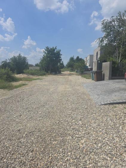 Casă Modernă cu Curte și Terasă Acoperită | Acces Rapid către DN1 și Sisești