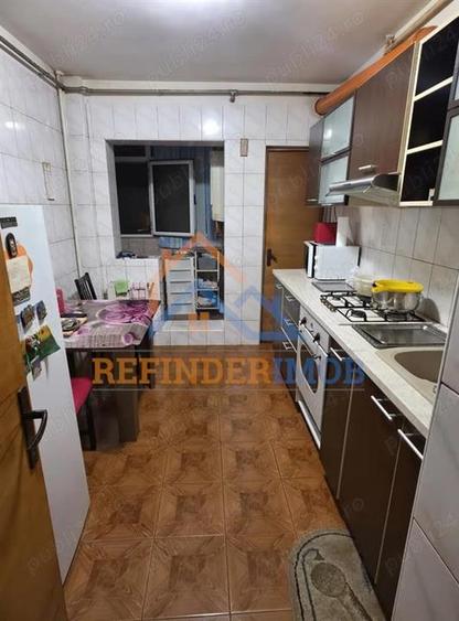 Apartament 4 camere decomandat - Rahova