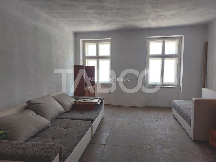 Comision 0-Apartament 2 camere 37mp la casa necesita renovare Cisnadie - 6