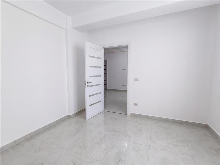 Apartament 3 camere | Bloc nou | Loc de parcare | 3c-4589