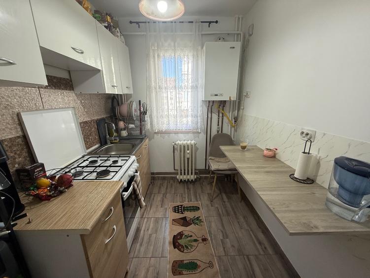 Vând apartament direct de la proprietar 88.500 negociabil