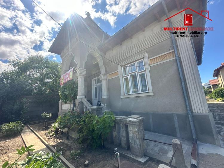 Casa de vanzare pe str.Mircea Voda cu teren 1500 mp !