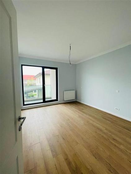 Casa Vila Duplex NOUA 5 camere Otopeni curte proprie acces privat