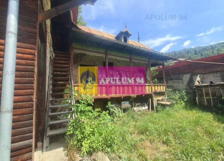 Teren cu constructie de vânzare în Bușteni - Zona Lidl