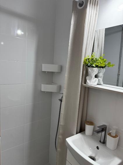 Persoana fizică Vând ap 2 camere Gheorgheni ,prețul este negociabil