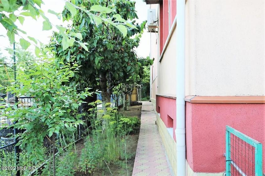 Ovidiu - Str. Nationala, Vila P+1E, teren 1094 mp, vedere la lac! - 61