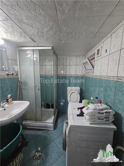 Casa individuala 3 camere, curte libera 225 mp, zona Piata Resita - 18