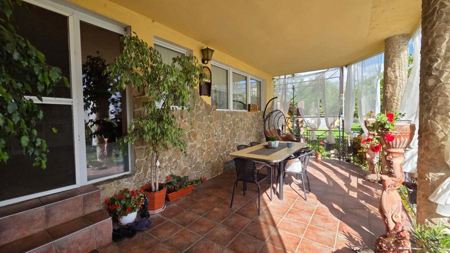 Casă cu mansardă de vânzare – zona Lucian Blaga