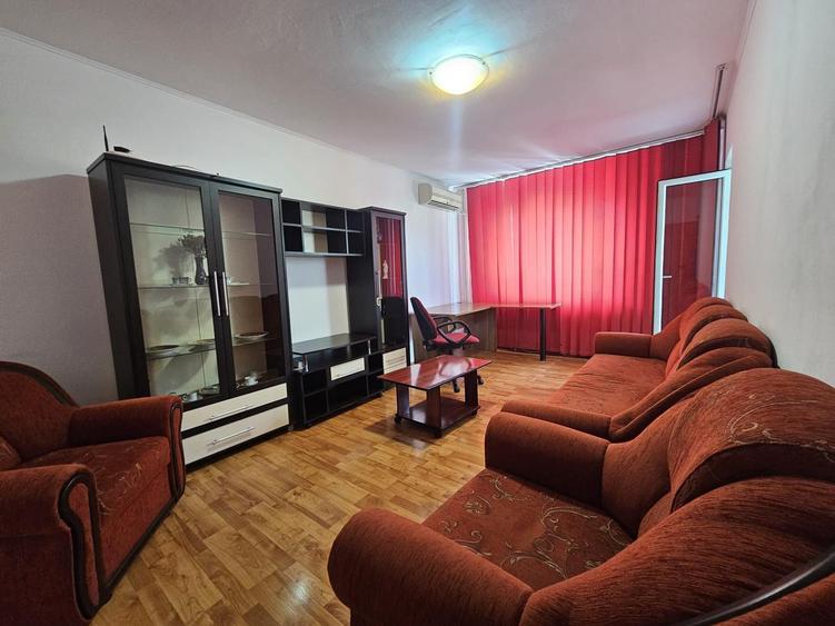Trafic Greu Nasaud trei camere dec doua grupuri sanitare et 4/8 reabilitat liber