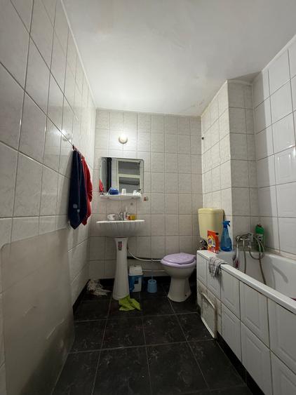 Vanzare 3 Camere Militari, Metrou Gorjului, Piata Veteranilor